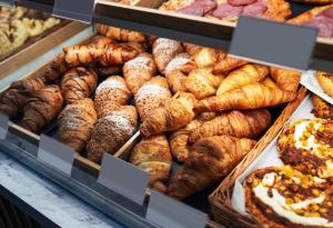 Виц: Габровска сладкарница.