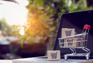 Еволюцията в онлайн продажбите: Защо маркетплейс платформите пренаписаха правилата