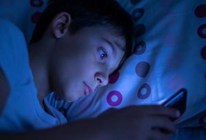 Използването на социални медии е свързано с по-ниски когнитивни способности при деца в предучилищна възраст