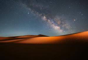 Мистериозното сияние в Млечния път може да е доказателство за наличието на тъмна материя