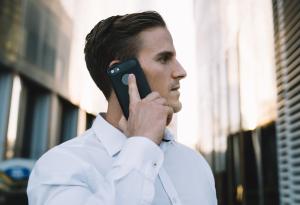 Виц: Обажда се психоложката на бившата ви приятелка