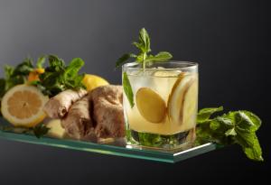 Полезни ли са всъщност джинджифиловите шотове?