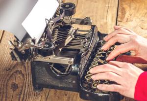 Забравените професии: машинопистка. Или как се e появил коректорът?