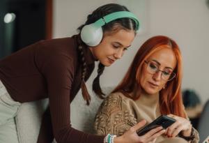 Виц: Сега родителите имат приложение за местоположение