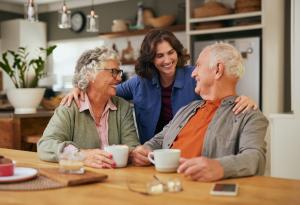 Виц: Дъщеря към баща си - Утре ще дойдат пак да ме искат