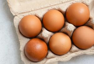 Трик: как да проверим дали яйцето е прясно, без да го чупим