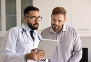 Виц: Докторе, ще мога ли да имам деца?