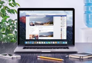 Някои от нас вече могат да активират новия дизайн на Facebook и т.нар. тъмен режим