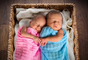 Предимствата да гледаш близнаци