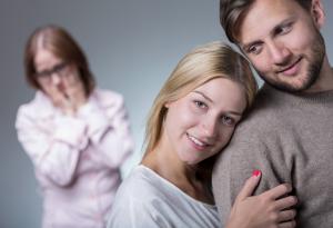 Как да подобрите отношенията със свекървата 