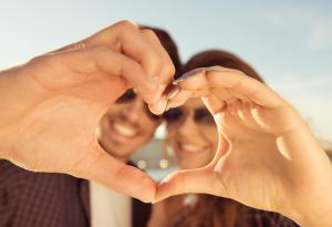 Как езикът на тялото решава кой ни е симпатичен