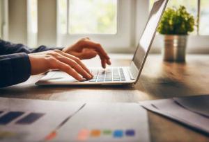 Уволнен заради пандемията?