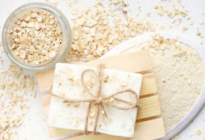 Защо е полезна банята с овесени ядки