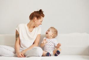 Какво умее детето на 1 годинка