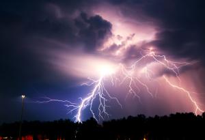 В Куба мълниите взeмат повече жертви от ураганите