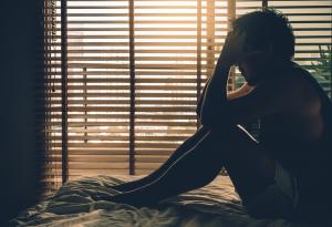 Работещите, които живеят сами – по-застрашени от депресия