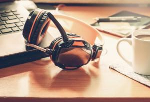 Тези 6 вида музика драстично подобряват производителността