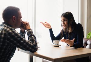 Виц: Не ни стигат парите, искай увеличение на заплатата!