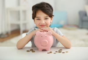 Родителите се боят да говорят с децата си за пари