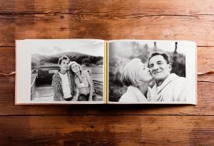 Какво разкриват снимките, които (си) правим, за нас самите (подкаст)