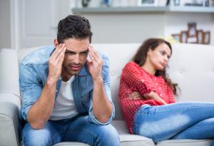 Как да преминете през семейните кризи