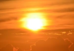 Пожар по склоновете на Килиманджаро в следствие и на климатичните промени