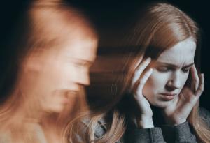 Гласовете в главата ѝ я предупреждават за сериозен проблем – и се оказват прави