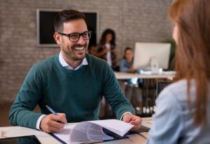 Как да отговорим на вечния въпрос „Защо искате да работите при нас?“