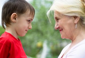 Виц: Тъщата си говори с Иванчо