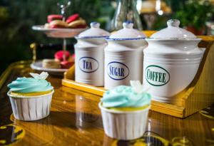 Виц: Скъпа, къде е пакетът с чая?