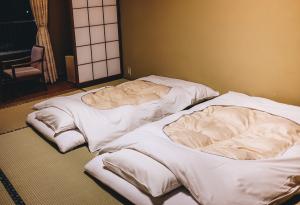 5 причини защо е полезно да спим на пода според японците
