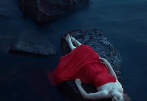 Здравей, чаша! Ний пак сме сами!