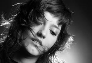 8 признака, че сте умни, но твърде самокритични (според психолозите)