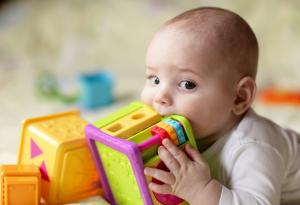 Мащабно изследване на пластмасовите играчки открива над 100 субстанции, които могат да навредят на децата