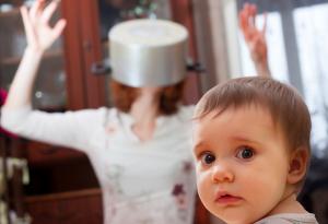 Да се посмеем: Как се гледат първото, второто и третото дете