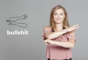 Глухонеми показват как да псуваме на жестомимичния език