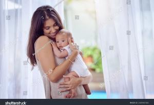 Да покриеш стандарта „идеална майка“ 