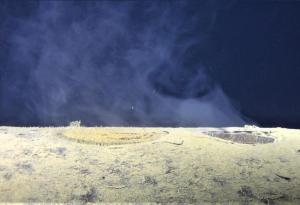 Потънала съветска подводница изпуска радиоактивни вещества в Норвежко море