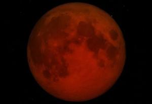 Космически апарат засне лунното затъмнение така, както не сте го виждали досега