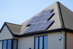 Мисия (не)възможна: Стимулира ли се създаването на независими енергийни общности и ВЕИ за собствено потребление?