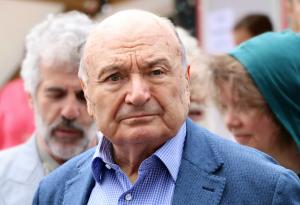 Как да различим умния от глупавия човек: 3 красноречиви цитата на Михаил Жванецки