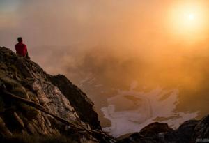 Малките хора, изгубени сред величието на природата