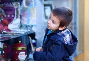 Ужас: с дете в магазина за играчки