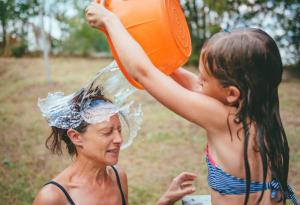 „Семейни игри“ – и най-голямата беля изглежда добре на снимка