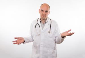  Виц: Докторе, направи нещо!