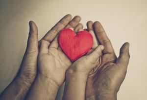  Да обичаме децата си по-малко