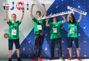 Младите български информатици: Втори на континента!