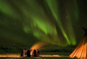 Северното сияние има "глас"