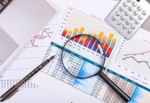 Как да лъжем със статистика