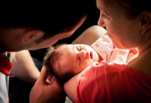 Новороденото: 3 фалшиви причини за паника